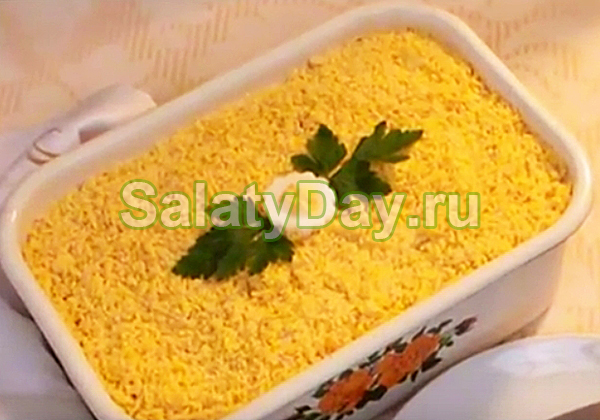Салат Мимоза классический со скумбрией