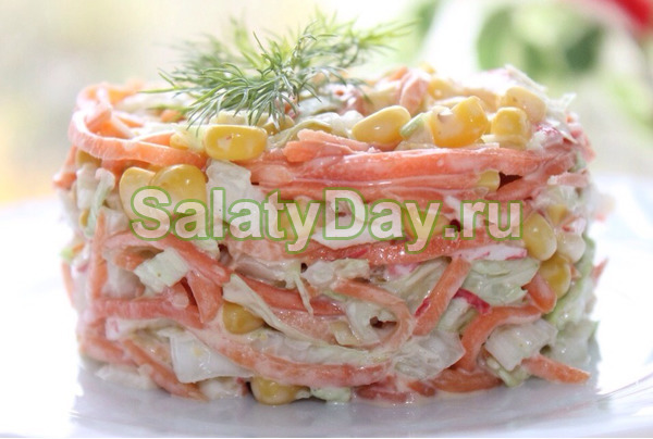 Салат с крабовыми палочками и морковью по-корейски