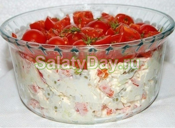 Вкусный салат с курицей &laquo;Красная шапочка&raquo;