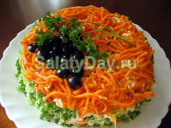 Вкусный салат с курицей &laquo;Изабелла&raquo;