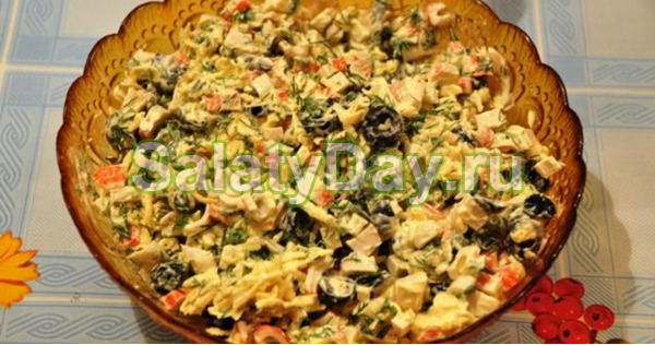 Салат с куриным мясом и маринованным имбирем
