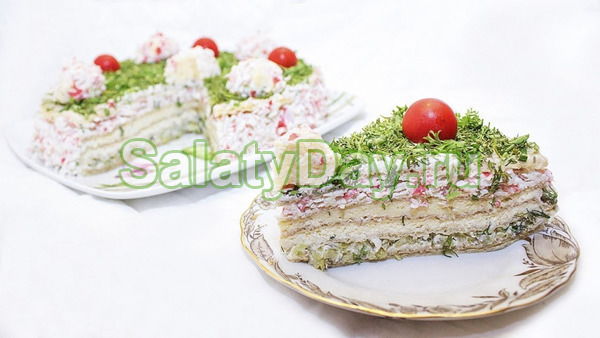 Вафельный торт-салат с крабами