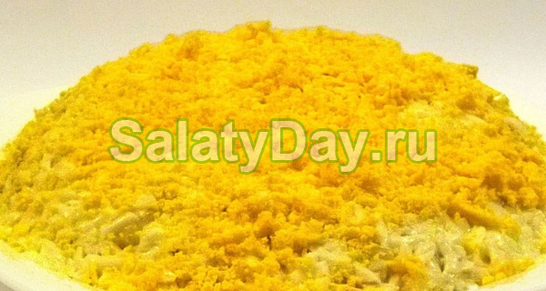Праздничный салат «Курица в шубе»