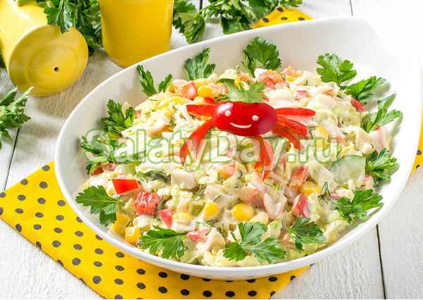 Салат с крабовыми палочками