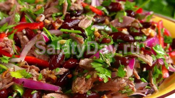 Салат с куриной печенью - классический рецепт