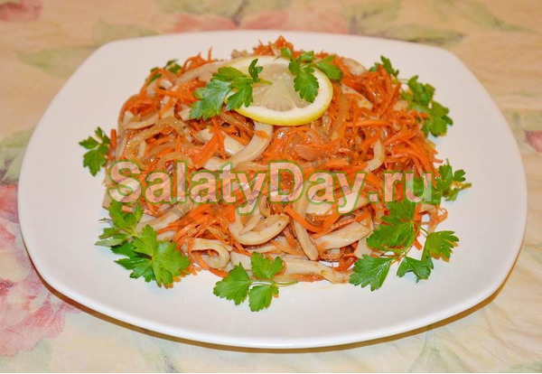 Морковь с кальмарами по-корейски