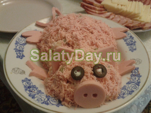Салат Поросенок с сыром