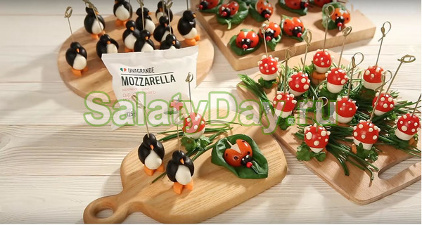 Красивая оригинальная закуска из моцареллы с помидорами