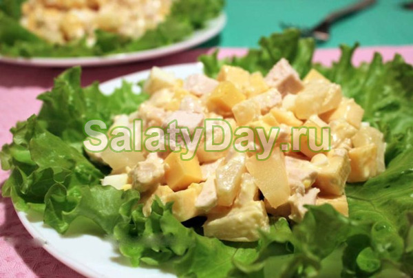Куриная грудка с ананасом, сыром, яйцом - очень простое в приготовлении блюдо