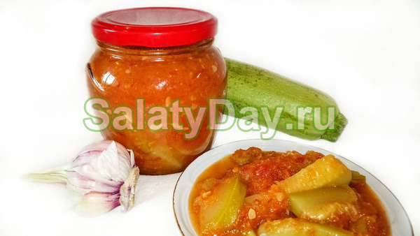 Салат из кабачков с соусом - для тех, кто любит поострее