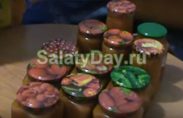 Салат из свежих помидоров