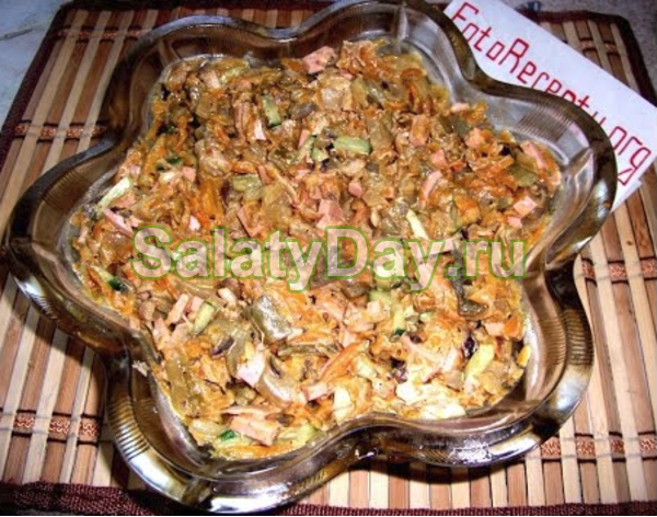 Салат "Обжорка с Курицей"