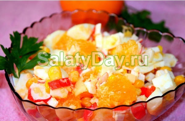 Крабовый салат с апельсином
