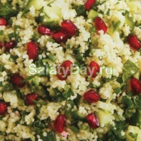 Овощной салат с фетой и кускусом