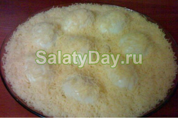 Салат «Сугроб» с копченым мясом