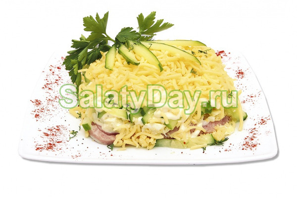 Сырный салат с картофелем – сыр, колбаса и картофель