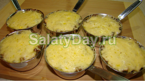 Жульен с курицей и грибами