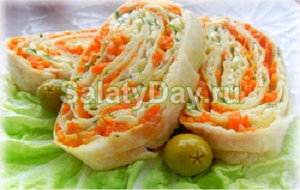Закуска из лаваша с крабовыми палочками и корейской морковью