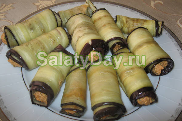 Простая закуска из кабачков и плавленых сырков