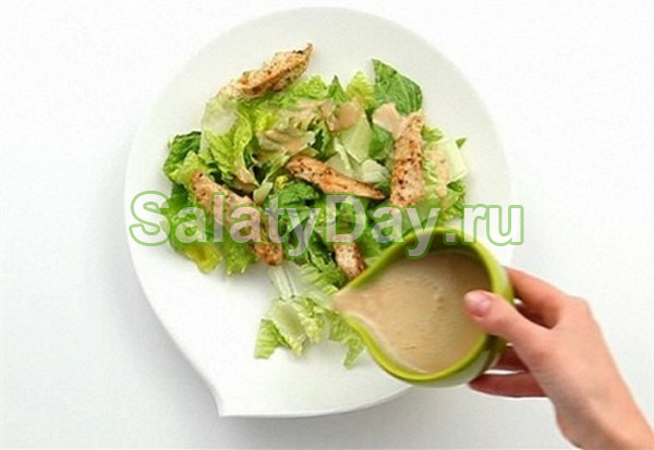 Фирменный соус Цезарь классический, очень вкусная заправка к салату