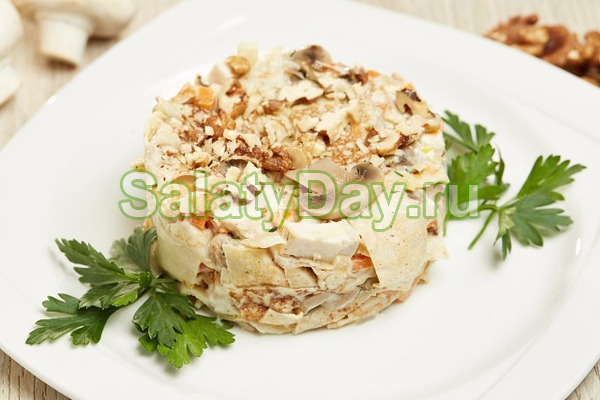 Салат «Копченая курочка»