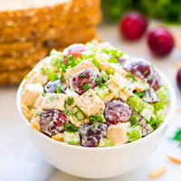 Салат без майонеза с курицей