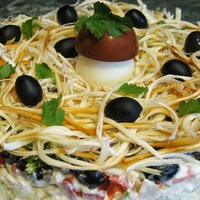 Салат с сыром косичка