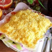 Салат с сыром